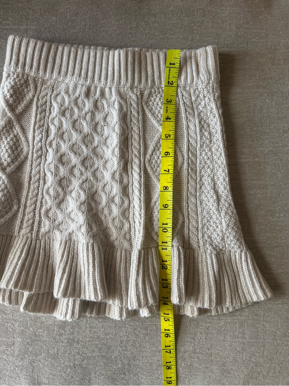 Abercrombie Kids Cable Knit Sweater Skirt 11/12 Ivory Ruffle Hem Cozy Preppy - Picture 6 of 6